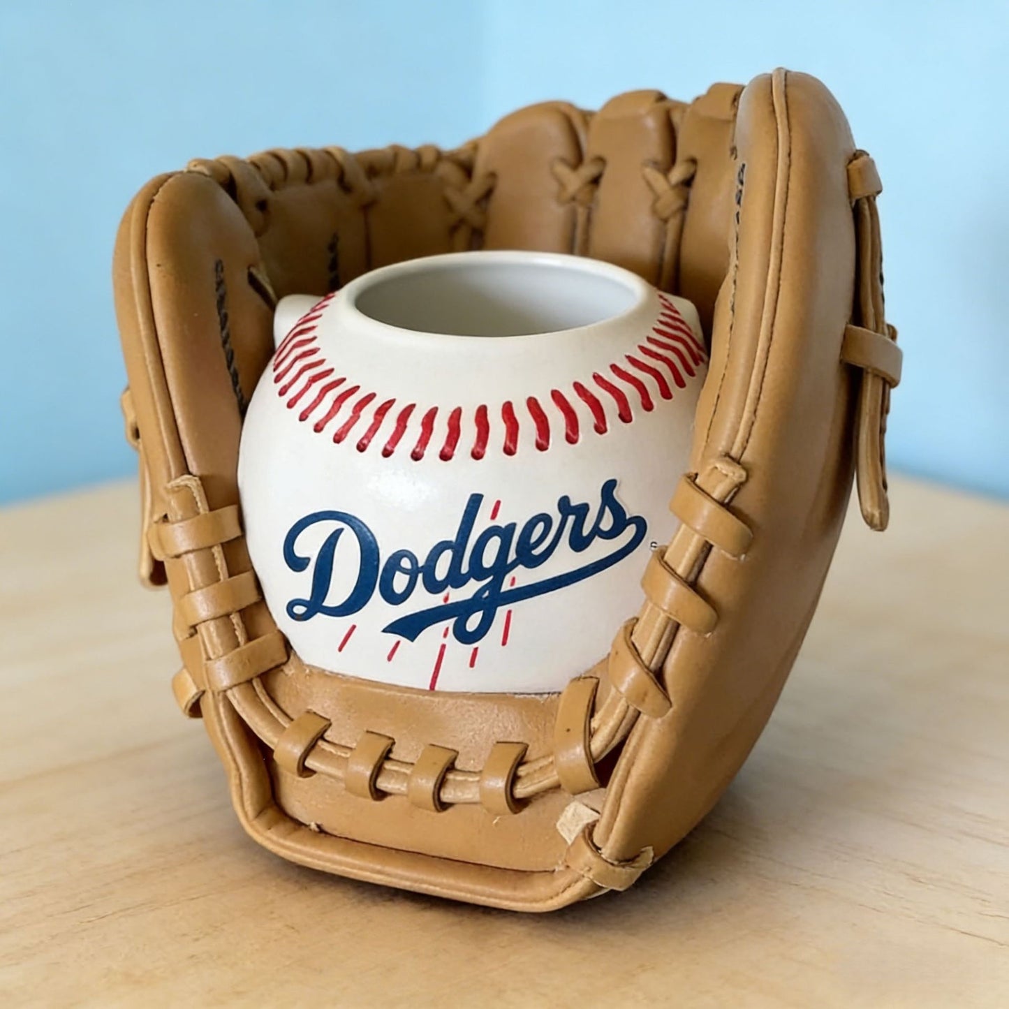 Baseball glove planter