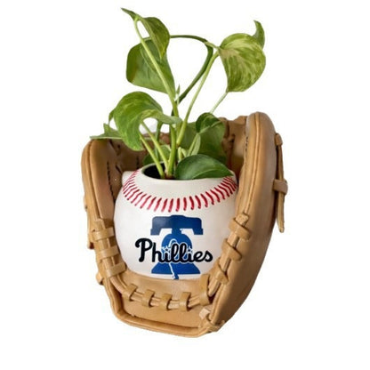 Baseball glove planter