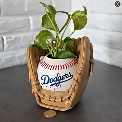 Baseball glove planter